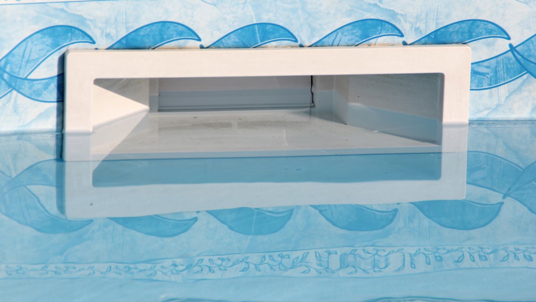 Improved water quality in public swimming pools through the use of UV and ozone